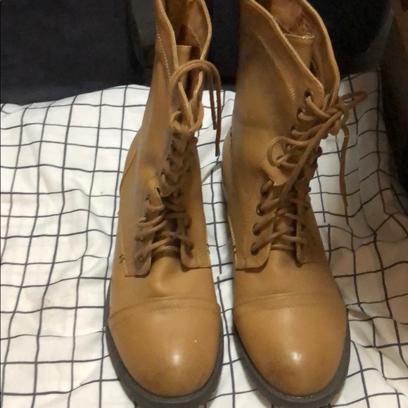 Call it spring brown boots - Picture 2 of 5